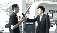 2011体博会 - 乔山现场演示最新的力量器械
